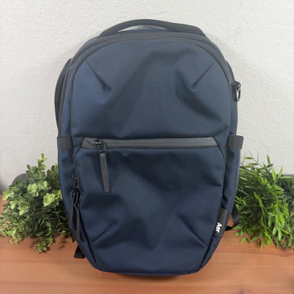 Aer City Pack 2 in Navy 16L like-new - Picture 2 of 13